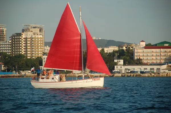 Яхта Ассоль морская прогулка